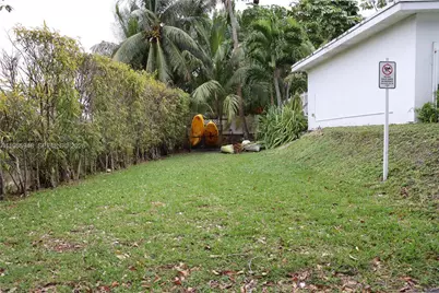 7801 NE 4th Ct #512, Miami, FL 33138 - Photo 21