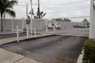 7801 NE 4th Ct, Miami, FL 33138 - Photo 27