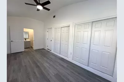 9221 Broad Manor Rd, Miami, FL 33147 - Photo 11