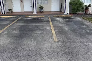 10101 W Okeechobee Rd, Hialeah Gardens, FL 33016 - Photo 17