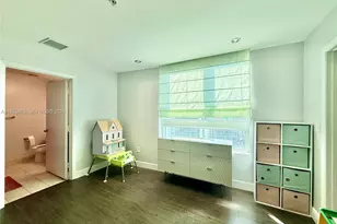 1900 N Bayshore Dr, Miami, FL 33132 - Photo 19