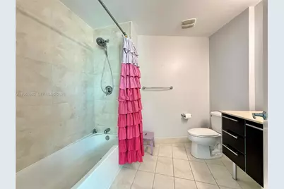 1900 N Bayshore Dr #2018, Miami, FL 33132 - Photo 21