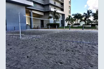 888 Biscayne Blvd #2006, Miami, FL 33132 - Photo 27