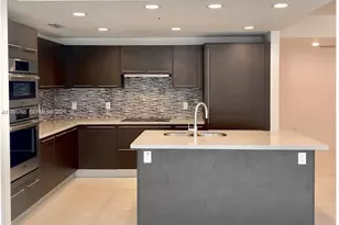 7661 NW 107th Ave, Doral, FL 33178 - Photo 3