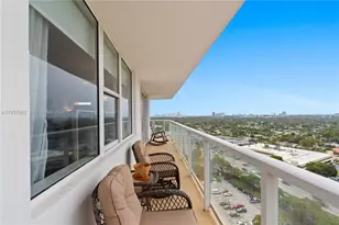 1351 NE Miami Gardens Dr, Miami, FL 33179 - Photo 31