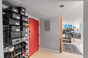 1351 NE Miami Gardens Dr, Miami, FL 33179 - Photo 15