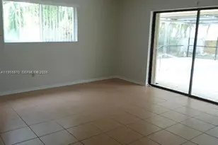 6895 Loch Ness Dr, Miami Lakes, FL 33014 - Photo 5