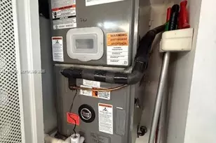 414 SE 10th St, Dania Beach, FL 33004 - Photo 9