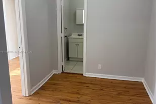 576 NE 63rd St, Miami, FL 33138 - Photo 5