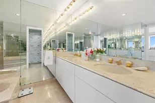 1 Grove Isle Dr, Miami, FL 33133 - Photo 23