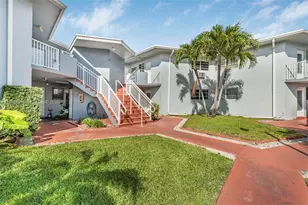 1715 NE Miami Gardens Dr, Miami, FL 33179 - Photo 17