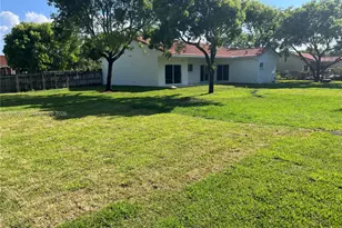 12997 SW 219th Terrace, Miami, FL 33170 - Photo 3