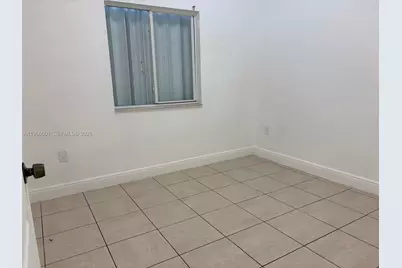 2916 NW 51st St, Miami, FL 33142 - Photo 11