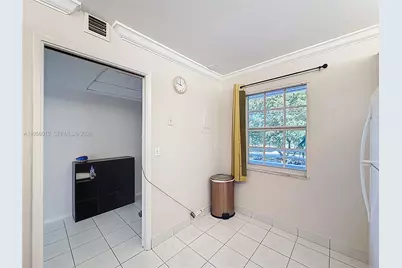 605 Oaks Dr #405, Pompano Beach, FL 33069 - Photo 23