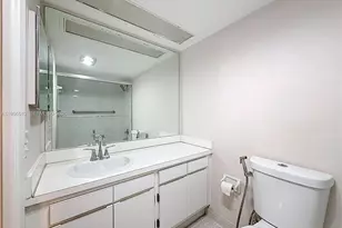 605 Oaks Dr, Pompano Beach, FL 33069 - Photo 45