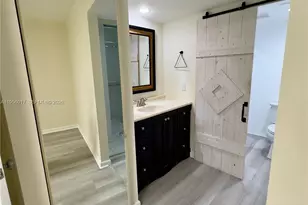 1715 Whitehall Dr, Davie, FL 33324 - Photo 21