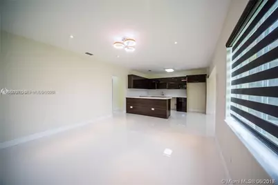 1748 NE 180th St, North Miami Beach, FL 33162 - Photo 5