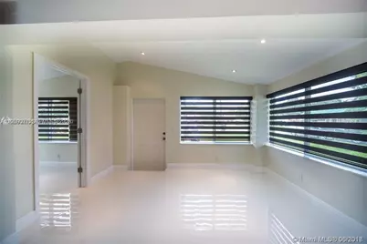 1748 NE 180th St, North Miami Beach, FL 33162 - Photo 9
