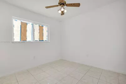 746 NW 3rd St, Florida City, FL 33034 - Photo 17