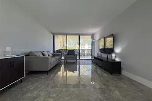 10865 SW 112th Ave, Miami, FL 33176 - Photo 3