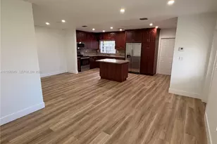 10854 SW 141st Ln, Miami, FL 33176 - Photo 3