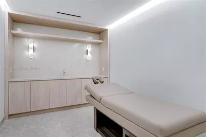 225 N Miami Ave #1707, Miami, FL 33128 - Photo 21