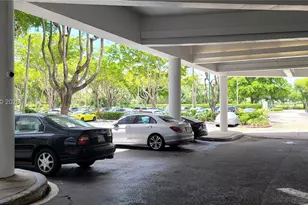 3701 N Country Club Dr, Aventura, FL 33180 - Photo 31