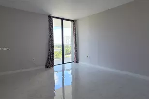 3701 N Country Club Dr, Aventura, FL 33180 - Photo 17