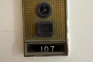 5401 Collins Ave, Miami Beach, FL 33140 - Photo 3