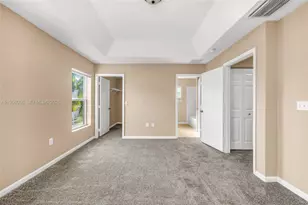 1001 SW 15th St, Deerfield Beach, FL 33441 - Photo 11