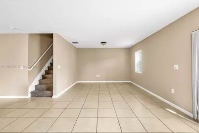 1001 SW 15th St, Deerfield Beach, FL 33441 - Photo 7