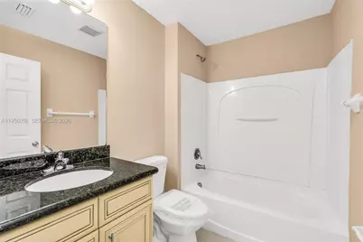 1001 SW 15th St, Deerfield Beach, FL 33441 - Photo 19
