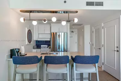 4401 Collins Ave #1712, Miami Beach, FL 33140 - Photo 7