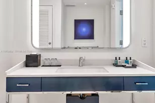 4401 Collins Ave, Miami Beach, FL 33140 - Photo 23