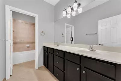 3401 SE 5th St, Homestead, FL 33033 - Photo 15