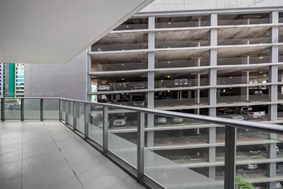 1300 Brickell Bay Dr #700, Miami, FL 33131 - Photo 21