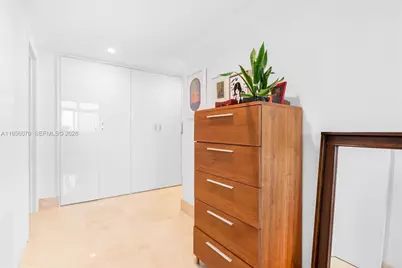 1581 Brickell Ave #2302, Miami, FL 33129 - Photo 21