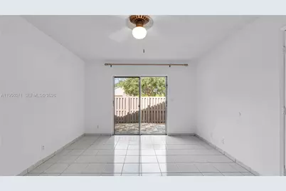 570 Woodgate Cir #A, Sunrise, FL 33326 - Photo 33