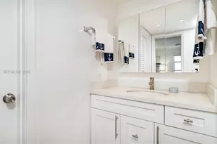 555 Crandon Blvd, Key Biscayne, FL 33149 - Photo 9