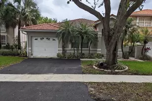 13541 NW 5th Ct, Plantation, FL 33325 - Photo 1