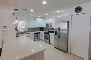 13541 NW 5th Ct, Plantation, FL 33325 - Photo 9