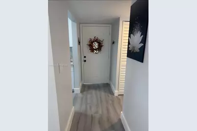 1327 Towhee St, Homestead, FL 33035 - Photo 7