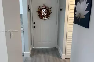 1327 Towhee St, Homestead, FL 33035 - Photo 7