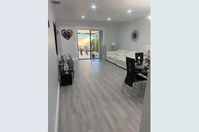 1327 Towhee St, Homestead, FL 33035 - Photo 9