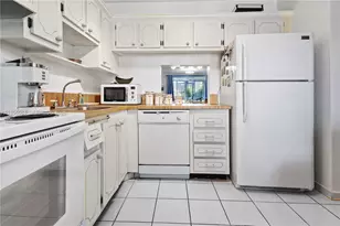 5935 Del Lago Cir, Sunrise, FL 33313 - Photo 15