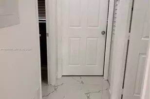 10805 SW 86th St, Miami, FL 33173 - Photo 7