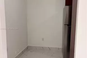 10805 SW 86th St, Miami, FL 33173 - Photo 5