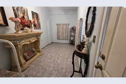 2764 NW 31st St, Miami, FL 33142 - Photo 9