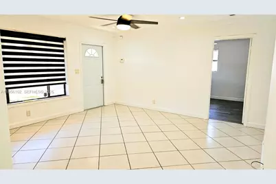 4360 NE 13th Ave #Main, Oakland Park, FL 33334 - Photo 9