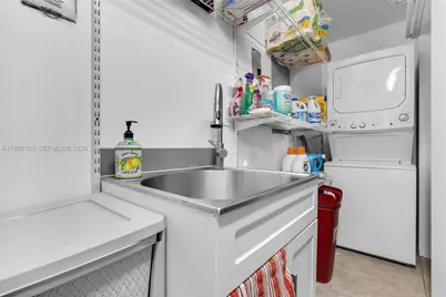 10631 NW 28th St, Sunrise, FL 33322 - Photo 25